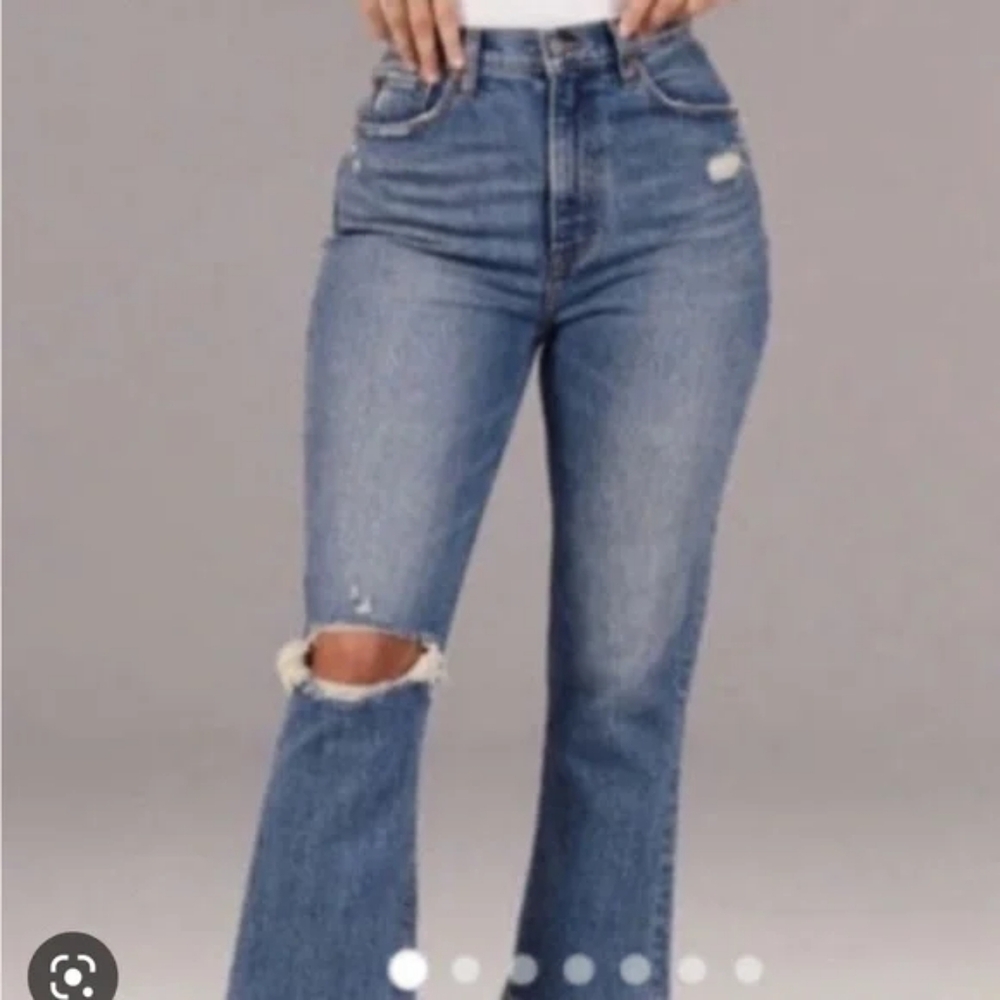 Abercrombie and Fitch ultra high rise kick flare jeans size 26